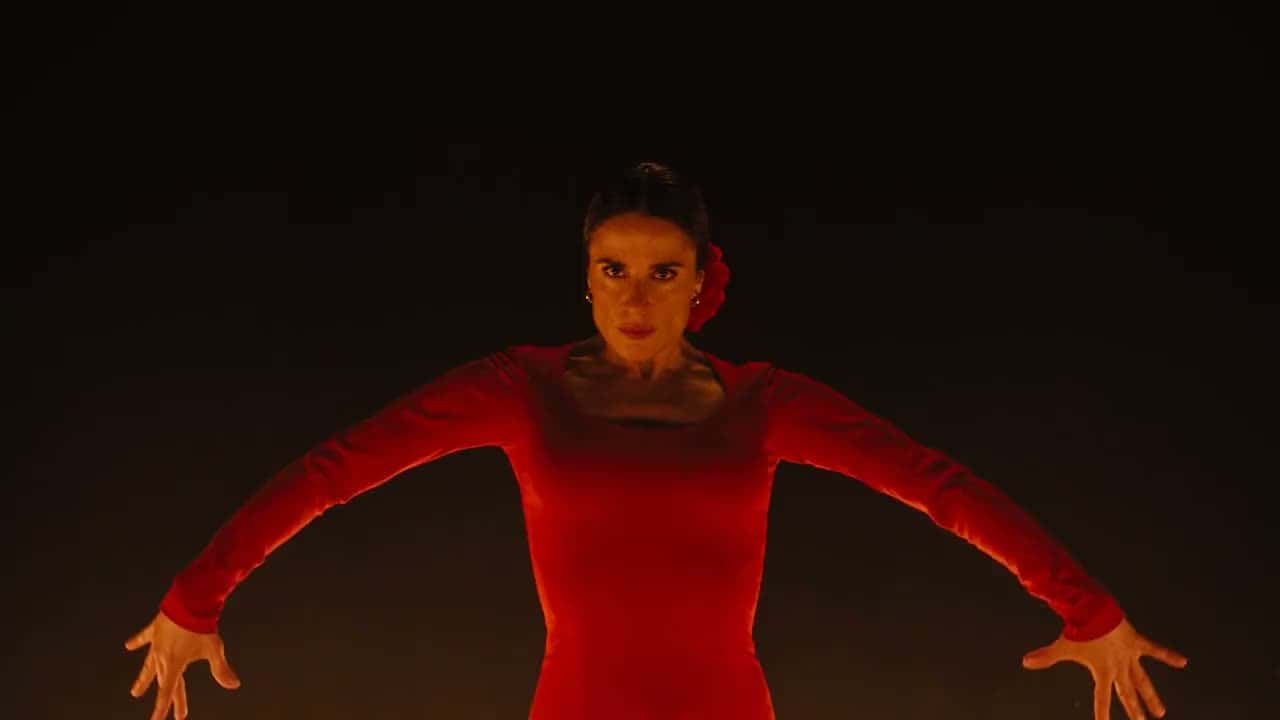 Montagem de clipes de vídeo gerados por IA